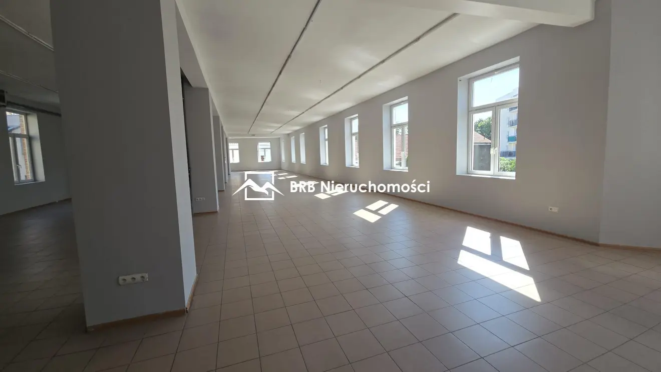 kujawsko-pomorskie, Włocławek, Brzeska, Lokal 459 m² w ścisłym centrum Włocławka